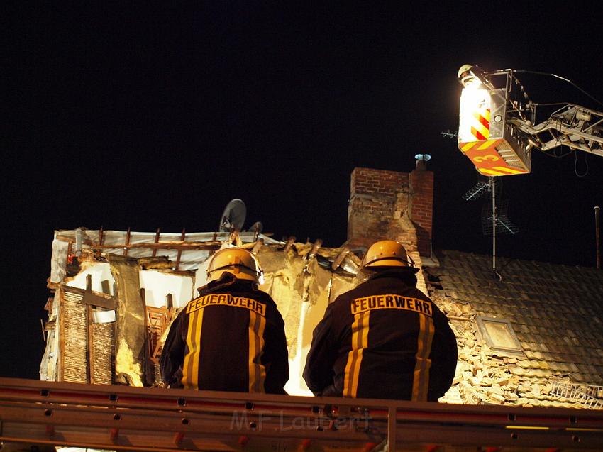 Hausexplosion Bruehl bei Koeln Pingsdorferstr P327.JPG